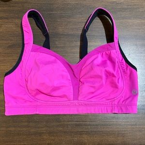 Lululemon TaTa Tamer Sports Bra